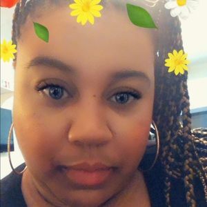 Meet your Posher, Kim